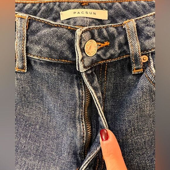 Pacsun High Waist Distressed Mom Jeans Blue Denim Ripped Knee Size 25 Vintage - Picture 5 of 6